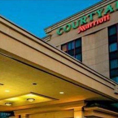 Courtyard By Marriott New York Laguardia Airport Hotel Luaran gambar