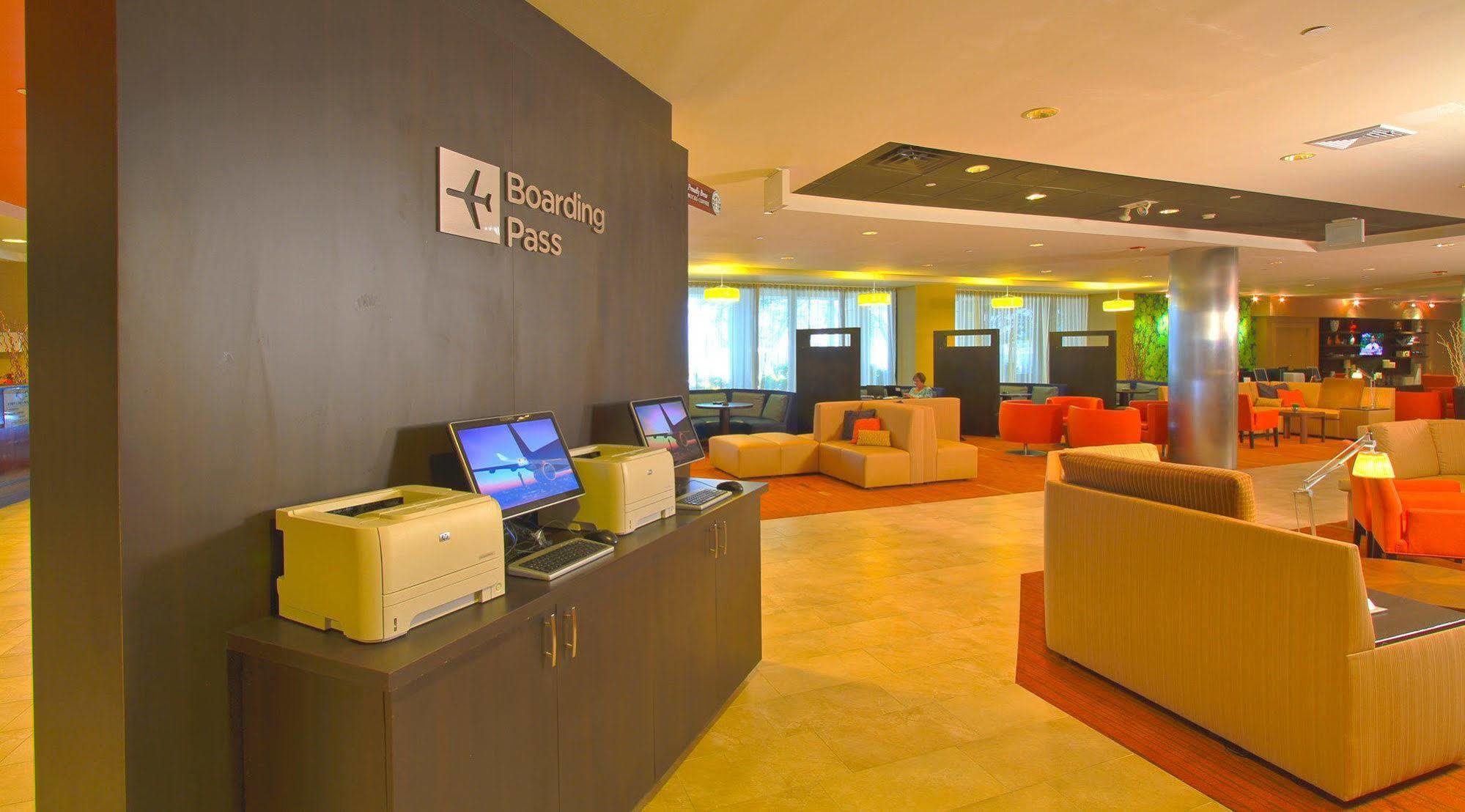 Courtyard By Marriott New York Laguardia Airport Hotel Luaran gambar