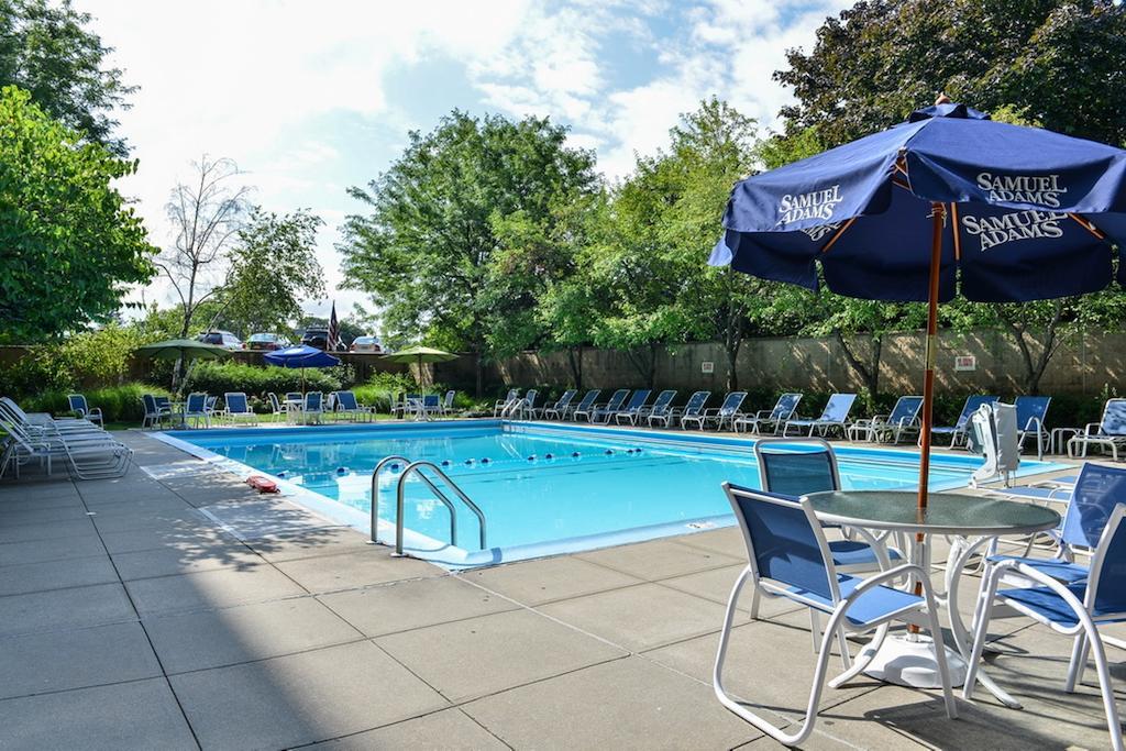 Courtyard By Marriott New York Laguardia Airport Hotel Luaran gambar
